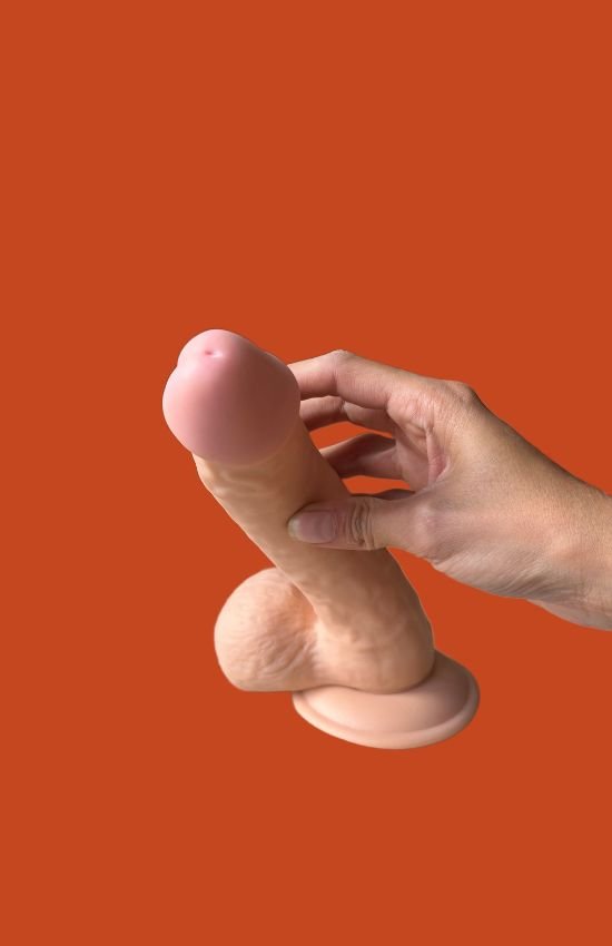 Pênis Realístico Ultra Soft 22x4,5 cm com Ventosa - Imagem 2